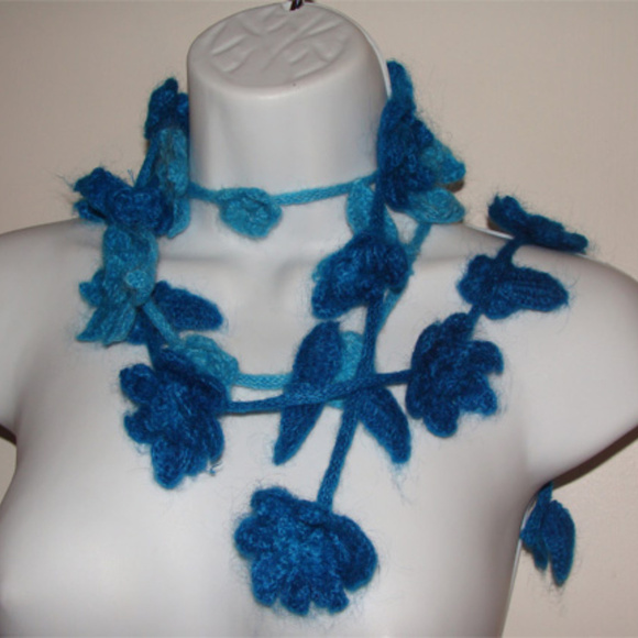 𝅺Wool knit whimsy statement extra long neck wrap scarf gradient flowers. - Picture 4 of 4
